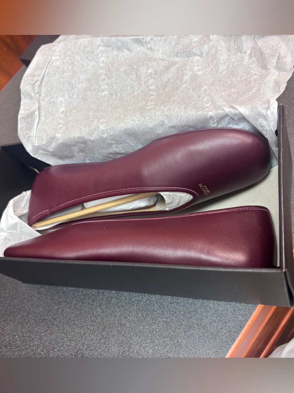 New In Box COACH Sz 8.5B Houston Leather Ballet Flats in Merlot. Stunning. - Picture 5 of 8